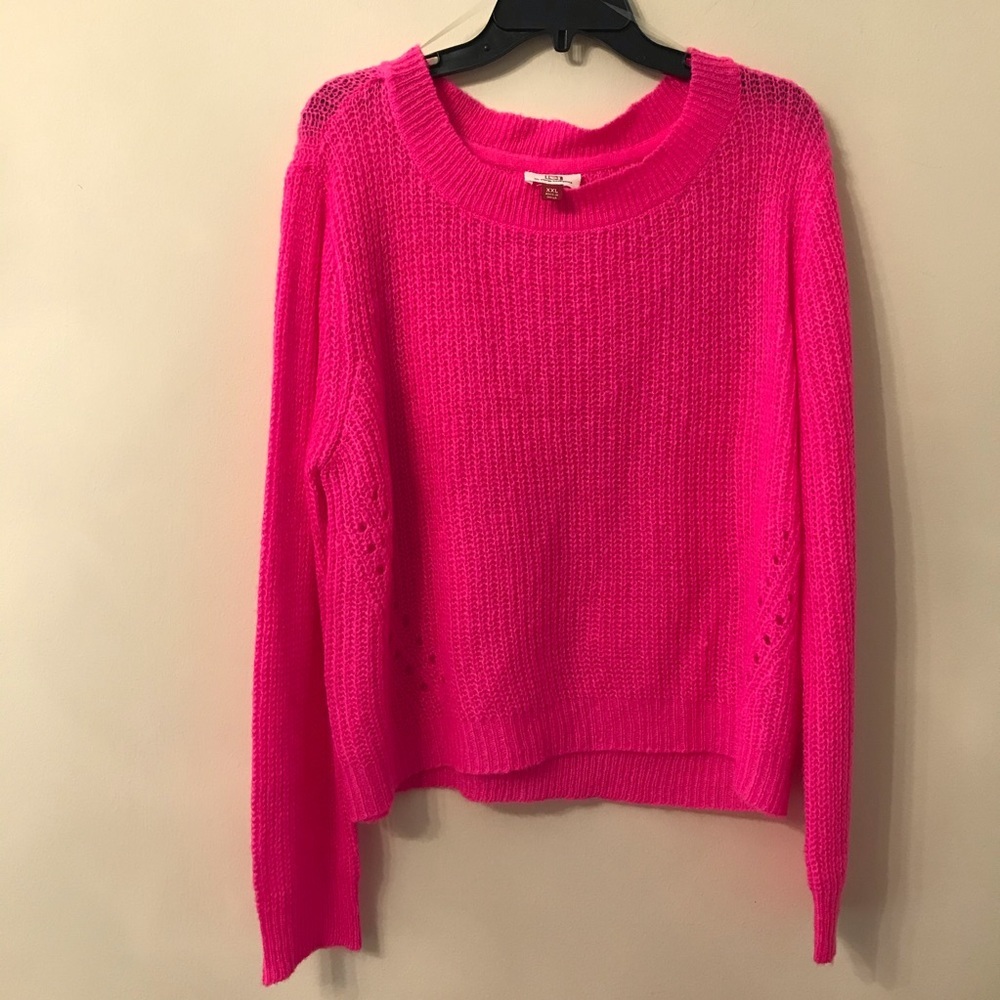 L.e.i Sweater